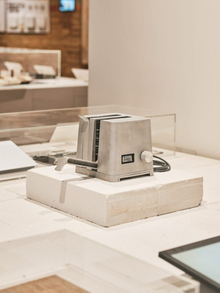 The Optimist Toaster, The Agency of Design, 2010
