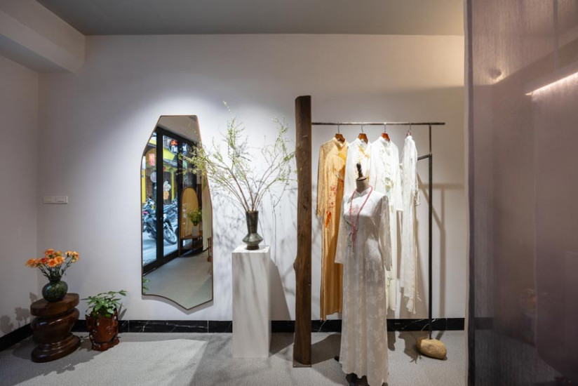 LAE Exhibition: Sự quyến rũ của áo dài qua lăng kính đương đại - 14
