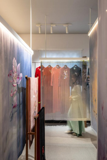 LAE Exhibition: Sự quyến rũ của áo dài qua lăng kính đương đại - 3