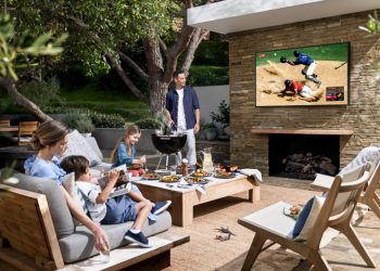 Samsung ra mắt The Terrace – TV QLED ngoài trời đầu tiên trên thế giới tại thị trường Việt Nam