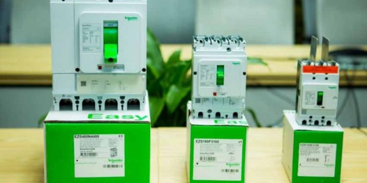 Schneider Electric giới thiệu dòng sản phẩm thiết bị đóng cắt EasyPact mới