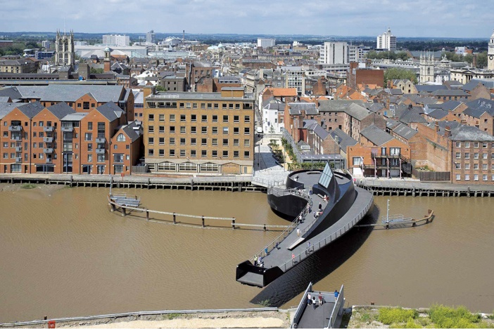 Cầu quay Scale Lane bắc ngang sông Hull ở Yorkshire, phía bắc nước Anh: đoạt giải kiến trúc giao thông