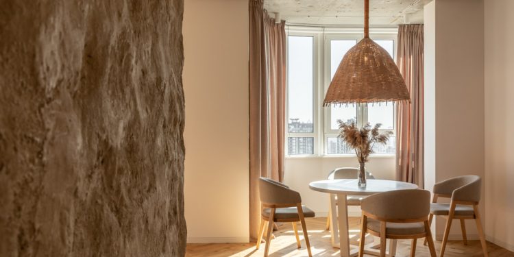 Ấn tượng khác thường với căn hộ đất sét kết hợp hiện đại và văn hóa Ukraine - 2