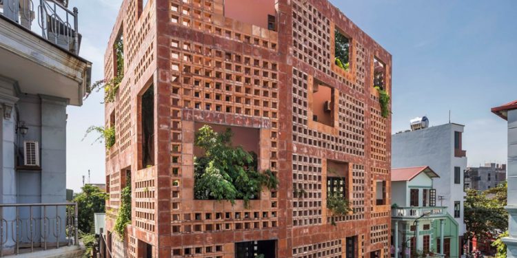 Bat Trang House, nét văn hóa làm gốm sứ giữa lòng phố thị