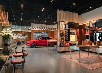 Porsche Studio Hà Nội kết nối cộng đồng đam mê Porsche