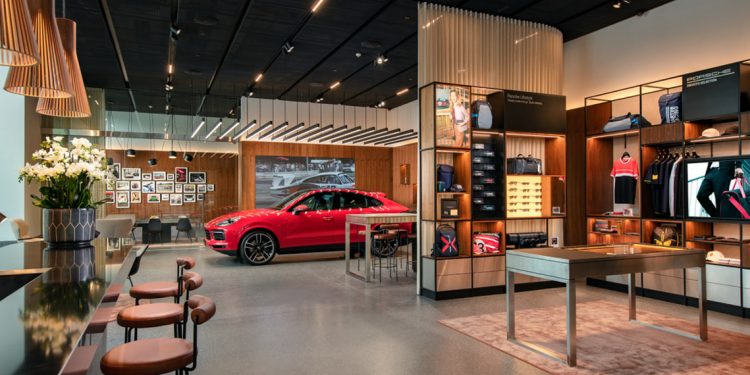 Porsche Studio Hà Nội kết nối cộng đồng đam mê Porsche