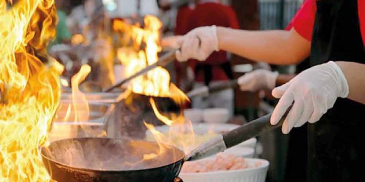 Nấu nướng nhiệt độ nào, dễ sinh chất độc hại?