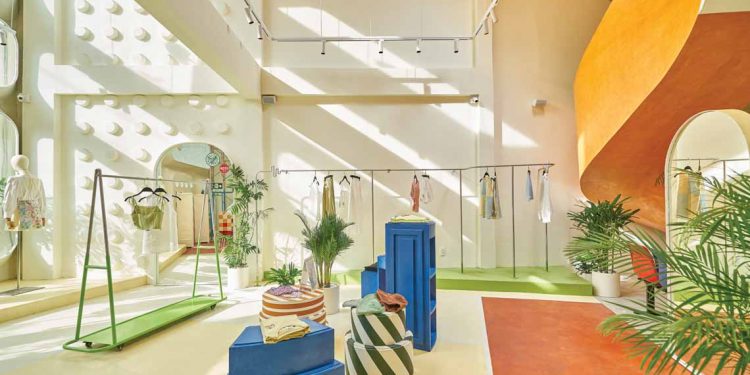 Dấu ấn màu sắc ở một cửa hàng flagship - 4