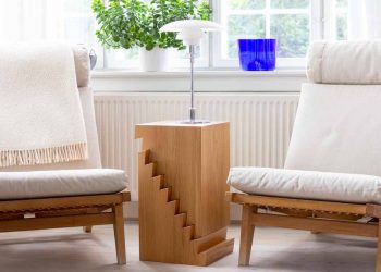 Chiếc bàn có thể điều chỉnh độ cao với thiết kế răng cưa - 1