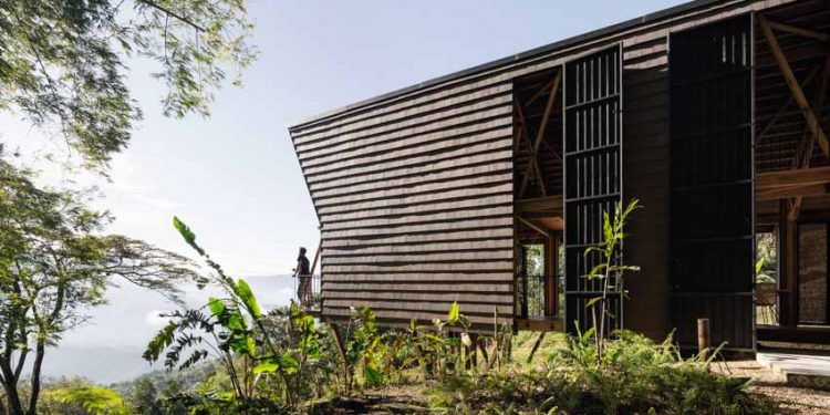 Ngôi nhà gỗ có thể 'đón mây vào dùng bữa sáng' - 17