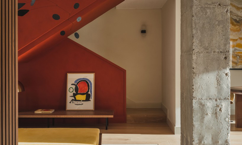 Căn duplex brutalist LOBB Studio Barcelona