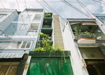 Ngôi nhà gần 35m2 trong hẻm nhỏ với mảng xanh dịu mát