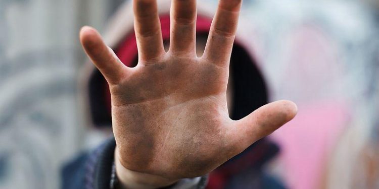 Đừng… tốt nghiệp “trường Tát”