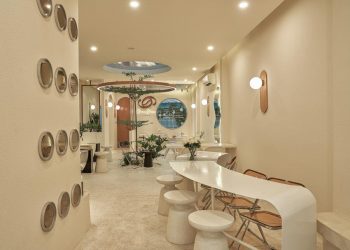 Quán cà phê xanh mát với không gian 'chuyển động' - 3