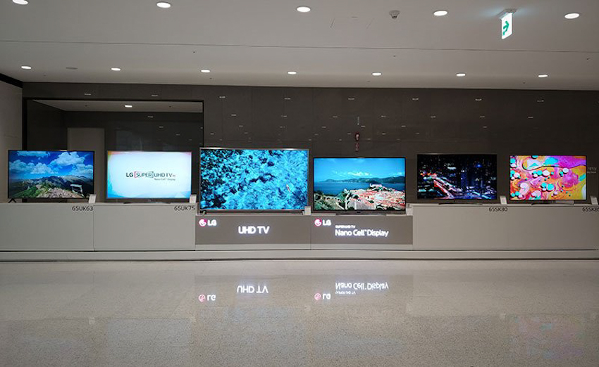 LG tung dòng TV 2018 ở Việt Nam, OLED giảm 20%, TV LCD 70″ giá 49,9 triệu tặng thêm TV 32″