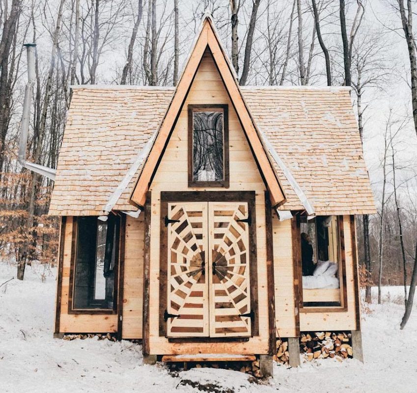 Căn nhà cabin bằng gỗ The Crosspire giữa vùng núi Catskills