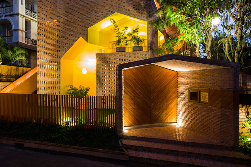 Kiến trúc gợi mở, tương tác cho trẻ tại ngôi trường đẹp lạ