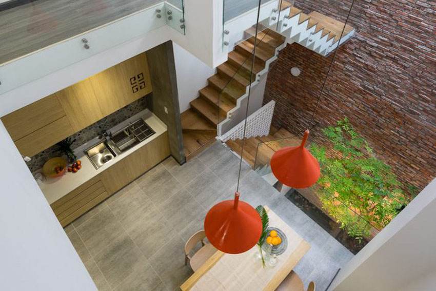 Không gian nội thất lộng gió nơi ngôi nhà ống 50m²