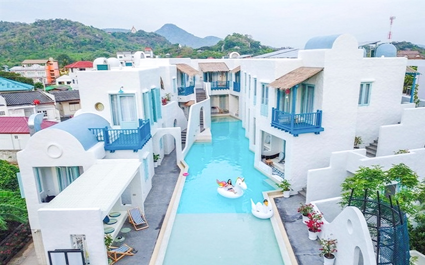 Lạc lối tìm đến khu resort bể bơi trải dài cả thành phố ở Thái Lan