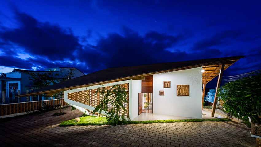 Ngôi nhà mái ngói HP House cấp 4 dung dị hòa mình cùng thiên nhiên ở Lâm Đồng