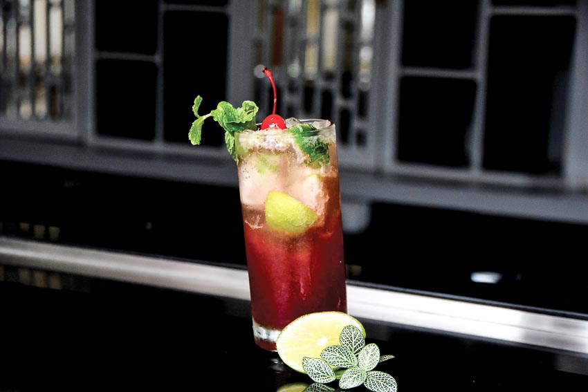 Đêm hội Zumba Trắng tại Saigon Saigon Rooftop Bar