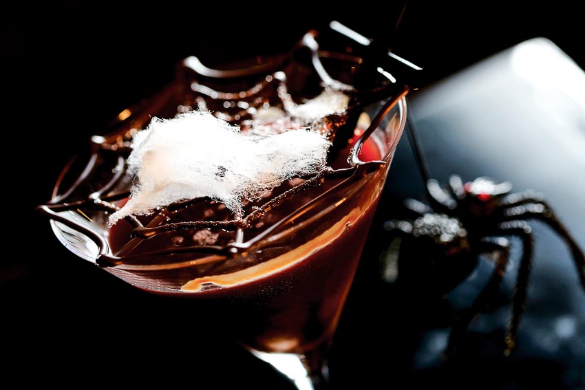 Lễ hội Halloween tại Saigon Saigon Rooftop Bar