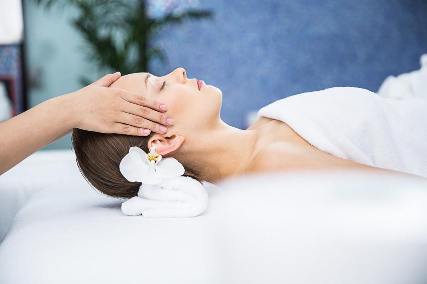 Tao nhã tiệc trà chiều tại Legend Lounge