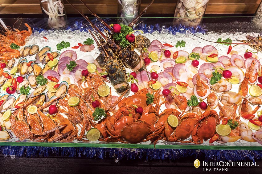 Buffet hải sản kiểu InterContinental