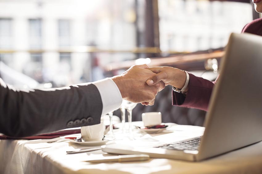 Ba triết lý đầu tư của những “cá mập”