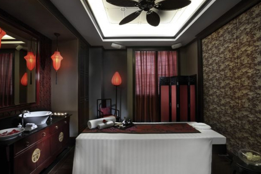 Cùng Shine Spa tỏa sáng trong mùa lễ hội