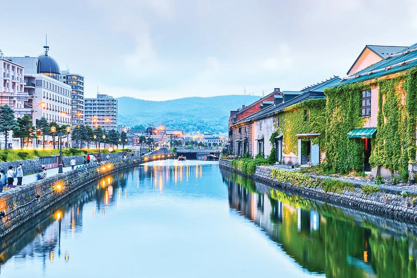 Tận hưởng đêm trắng nước Nga cùng những trận World Cup nảy lửa