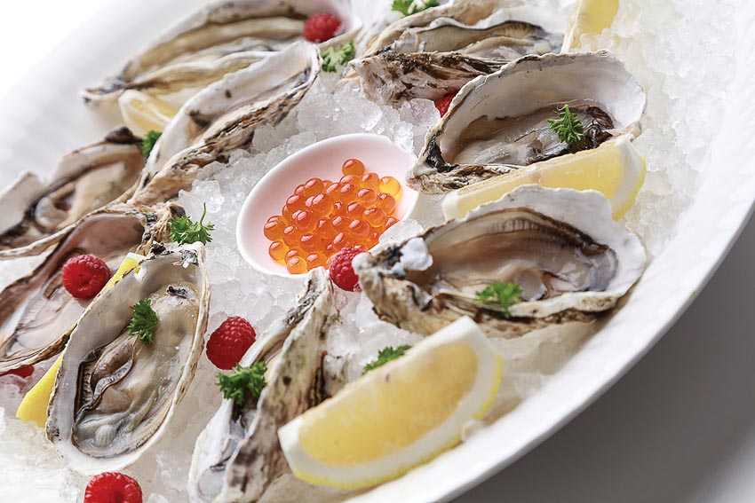 Đặc sắc hương vị hàu tại Nhà hàng R&J