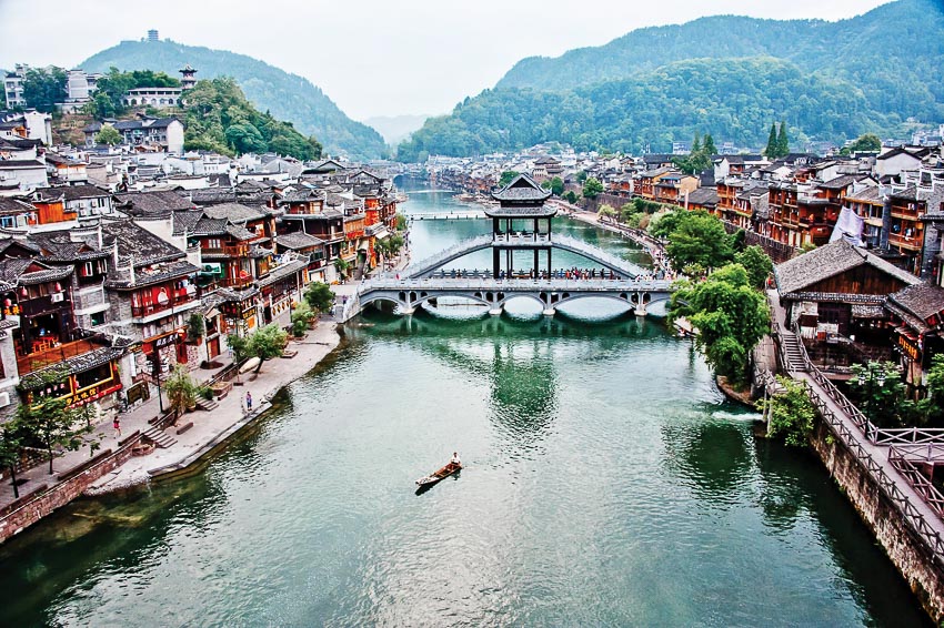 Lạc bước chốn bồng lai Trương Gia Giới – Phượng Hoàng cổ trấn