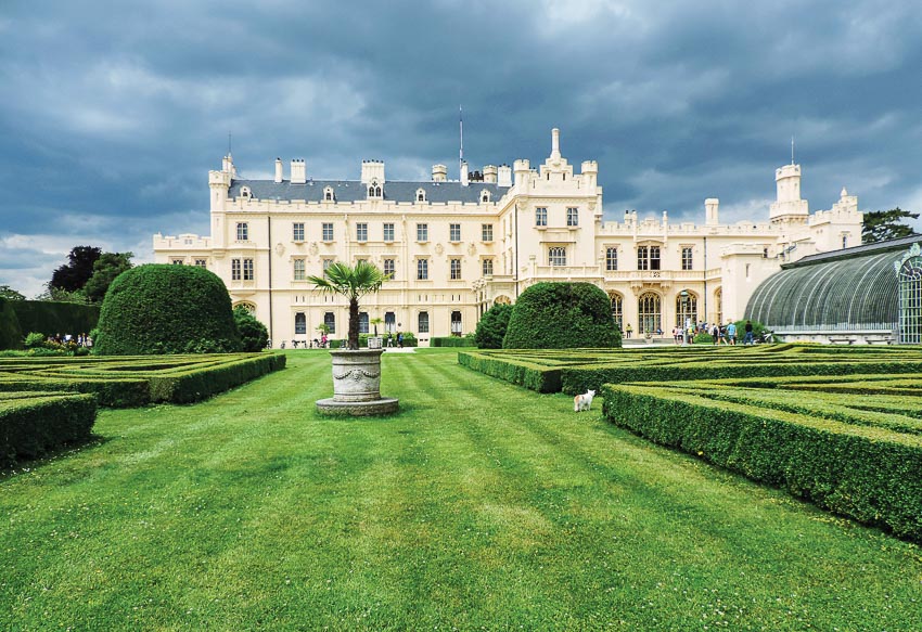 Moravia, bức tranh đồng quê thanh bình của Czech