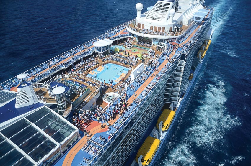 Hành trình trên du thuyền đẳng cấp như trong mơ