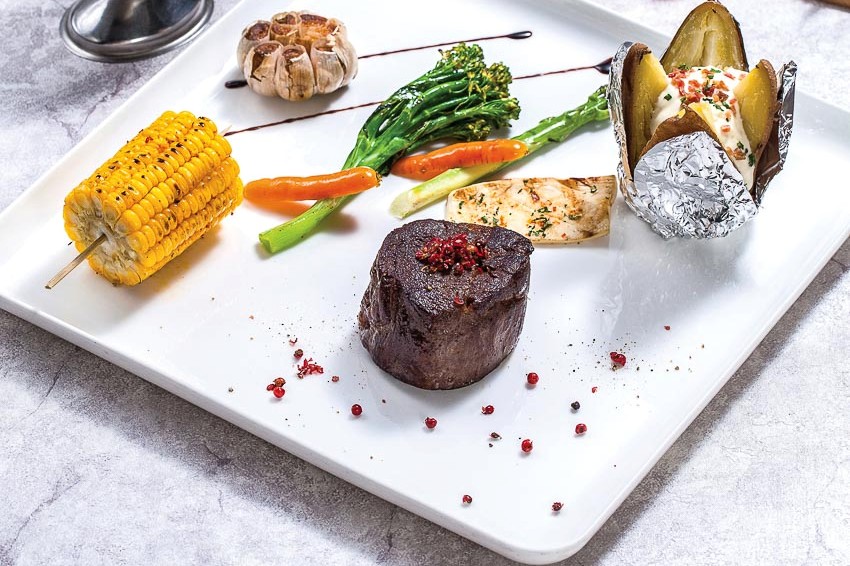 Tuyệt đỉnh beefsteak tại Corso Steakhousr & Bar