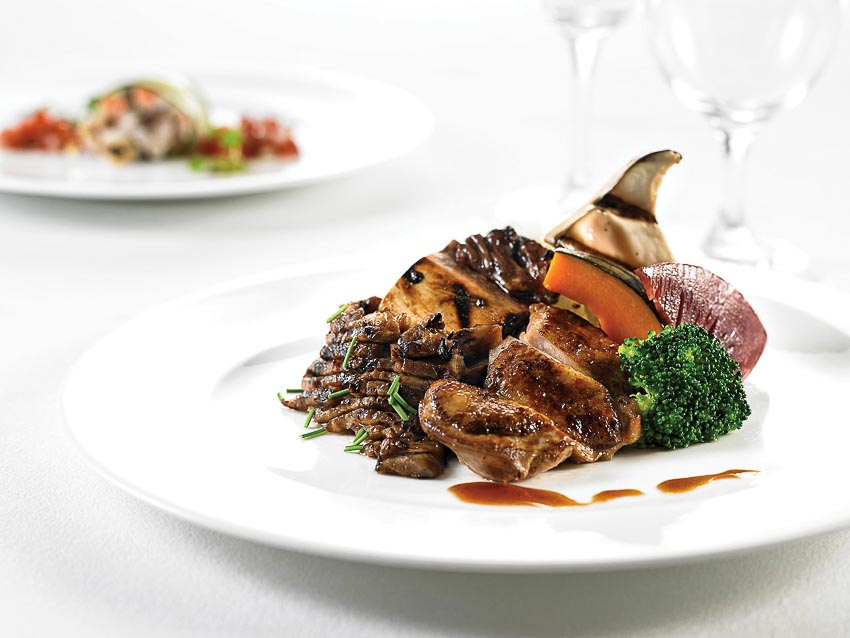 Các món bò thượng hạng tại Nhà hàng Signature