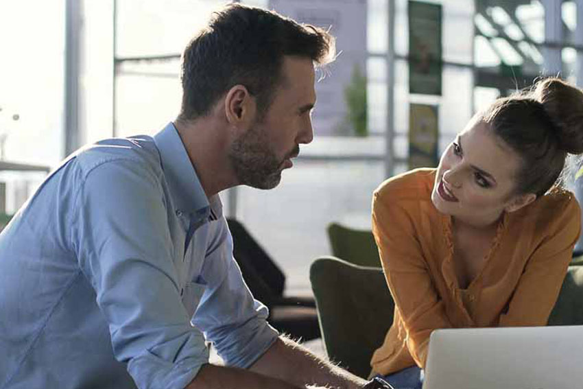 Trò chuyện với người “không chịu lắng nghe”