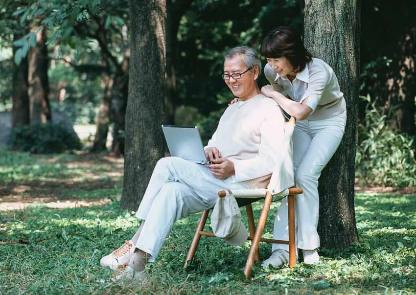 Sống nhờ vào con cái - Nhờ con việc gì khó nhất? | Noithatmagazine.vn