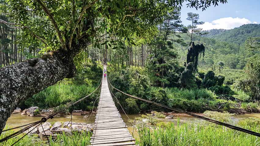 DN769-cung-duong-chinh-phuc-thac-hang-cop-DLich-2018-6