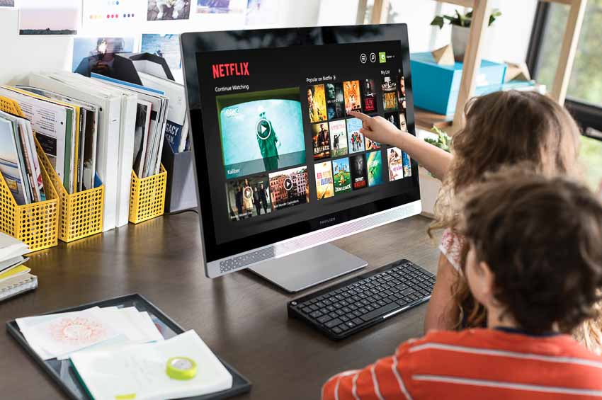 DN769-may-tinh-phu-hop-voi-van-phong-hien-dai-Hitech-2018-8