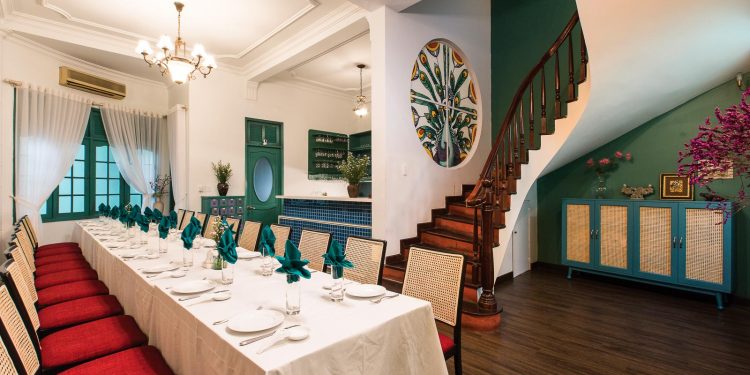 thiet-ke-va-noi-that-cua-nhan-hang-Batalis