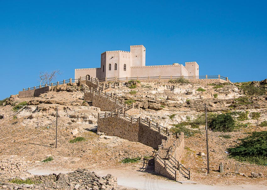 DNP77-Salalah-vien-ngoc-xanh-giua-sa-mac-trung-dong-5