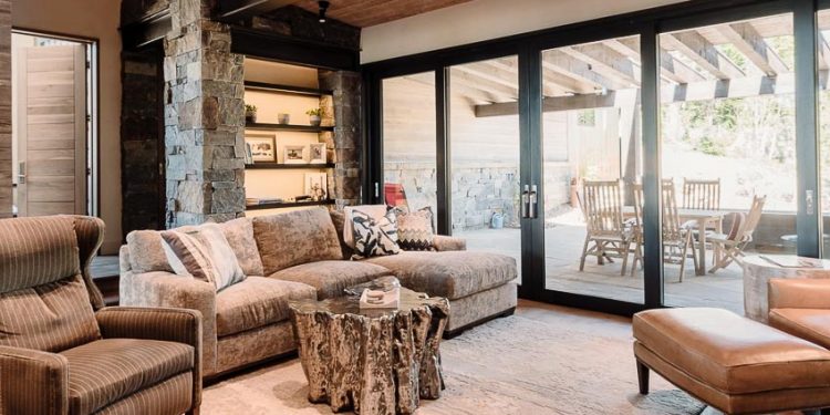 Ngoi-nha-tren-nui-Rocky-Montana-6