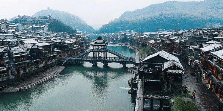 DNP-ngao-du-mua-thu-den-10-co-tran-dep-nhat-Trung-Quoc-Tin-230918-5