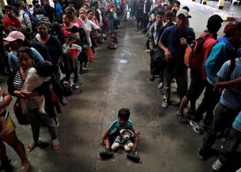 toan-canh-the-gioi-qua-loat-anh-phong-su-sac-net-va-song-dong