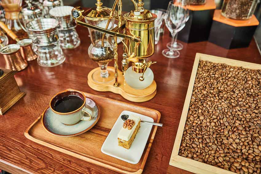 DNP773-nghe-thuat-pha-ca-phe-thu-cong-TinDDTG-2018