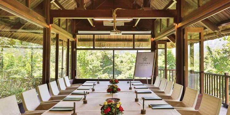 DNP773-to-chuc-hoi-hop-tai-LAlyana-Ninh-Van-Bay-tin DDTG-2018