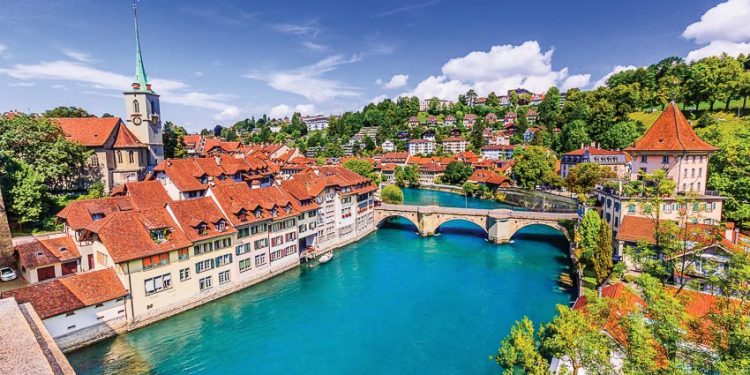 Thuy-Si-giac-mo-co-tich