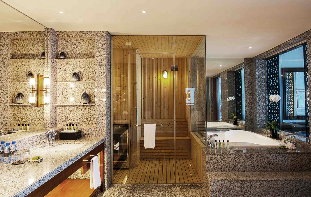 net-doc-dao-cua-InterContinental-Hanoi-Landmark72-16